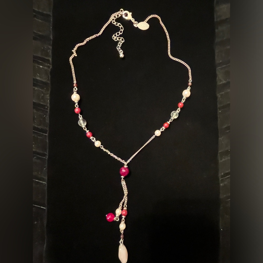White House Black Market Ruby Red & Pearl-like Beaded 23” Gold Chain Necklace